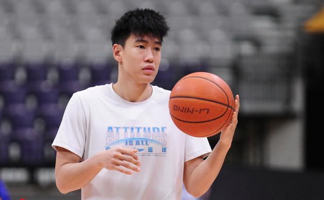 详细阅读:李虎翼(辽宁男篮李虎翼最新消息) 李虎翼(辽宁男篮李虎翼最新消息)